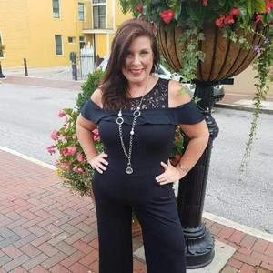 Meet your Posher, Lynette